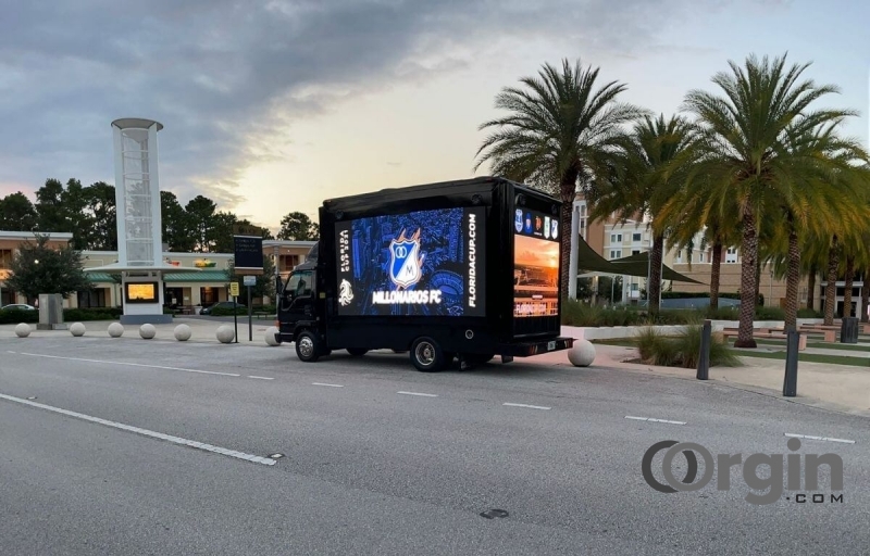 Digital Advertising Truck In Orlando FL | Dat Media FL